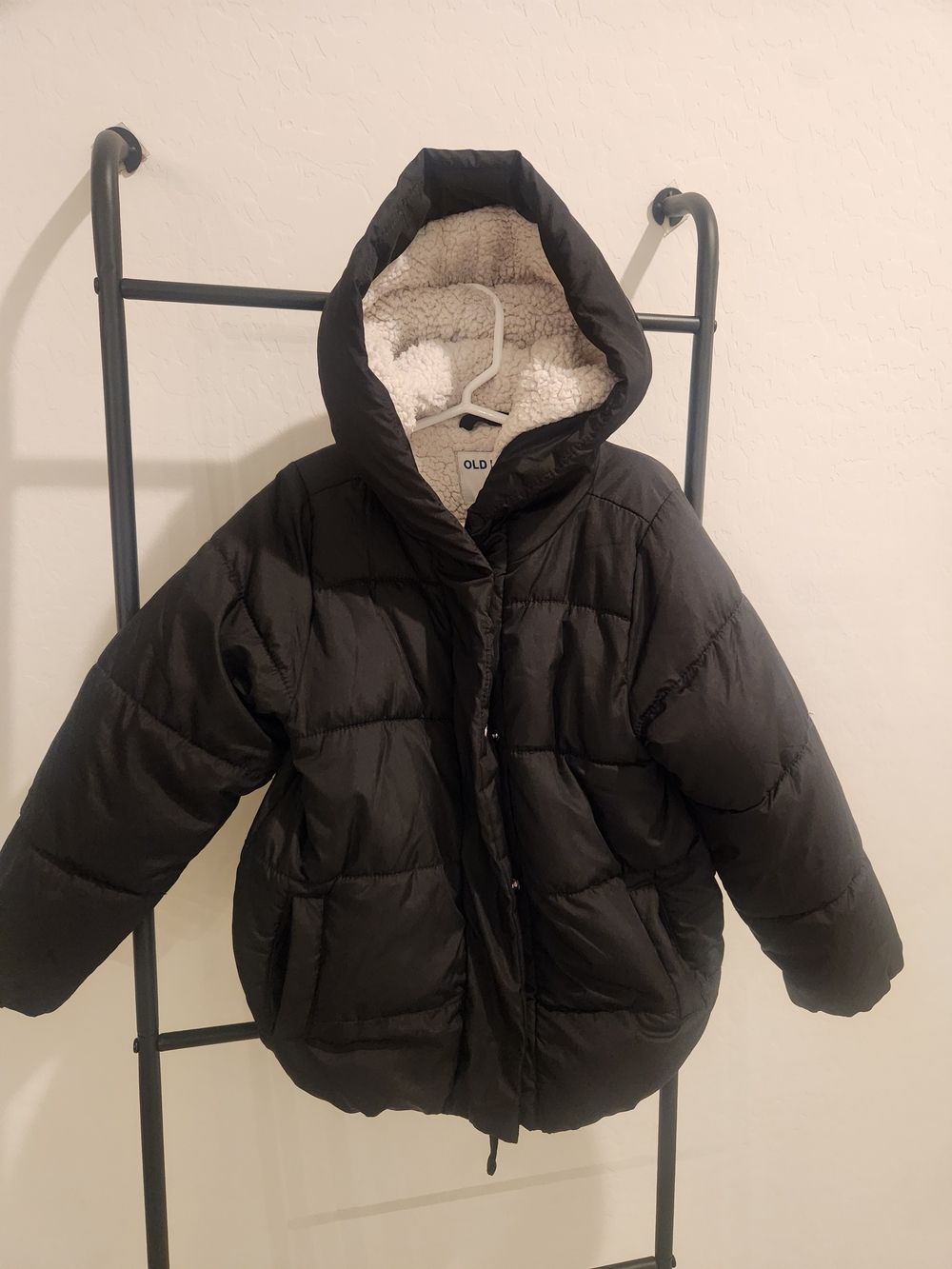 Old Navy Black Kids Puffer Coat with Sherpa Hood